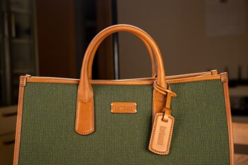 Photo trendy handbags